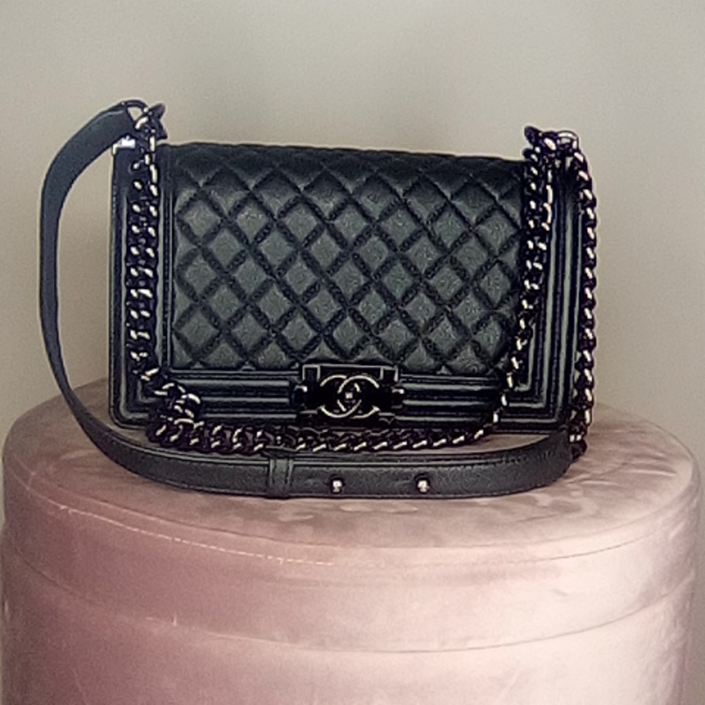 Chanel So Black Boy Bag Caviar Old Medium🦄